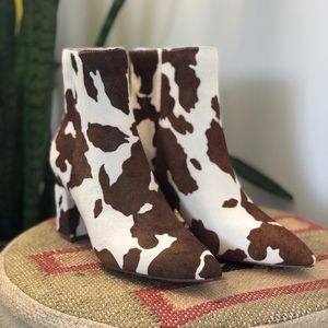 Cow print calf hair Steve Madden boots